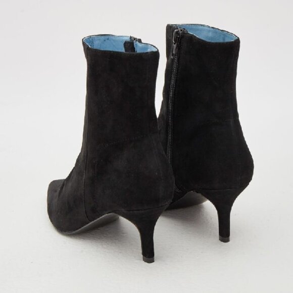 Jaggar Black Pleated Suede Kitten Heel Boots Bootie NIB 39/40 - Picture 4 of 16